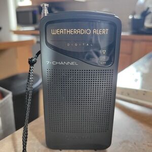RadioShack Weatheradio Alert Digital 7-Channel Portable Emergency‎ Radio TESTED